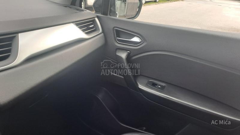 Renault Captur 1.5 BLU NAV ALU LED