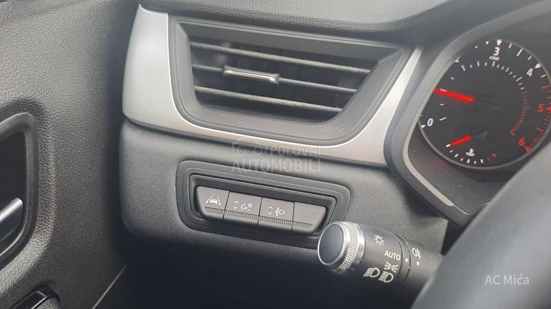 Renault Captur 1.5 BLU NAV ALU LED