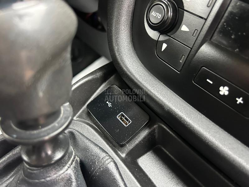 Fiat Doblo Maxi N1 5 Sedista