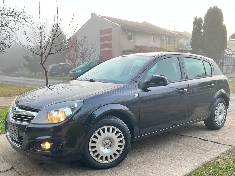 Opel Astra H 1.6