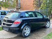 Opel Astra H 1.6