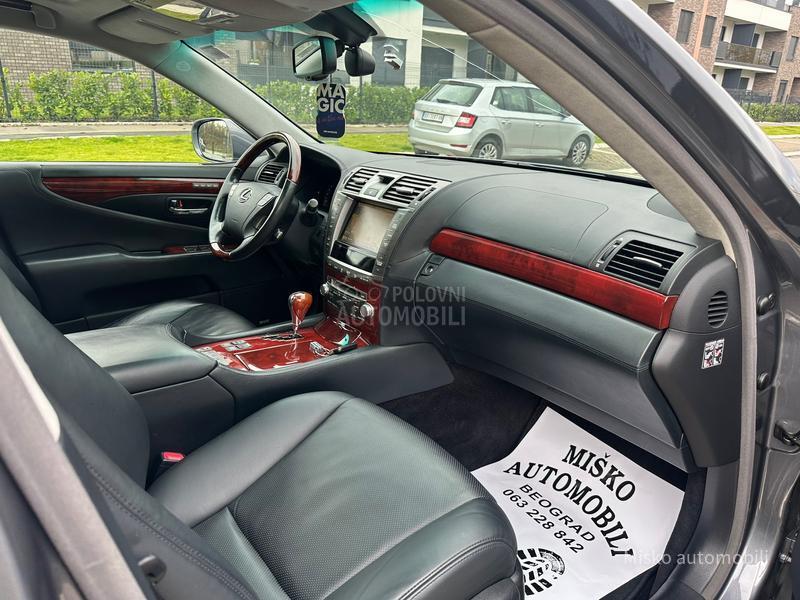 Lexus LS 600h L Kamera Led Aut 4x4