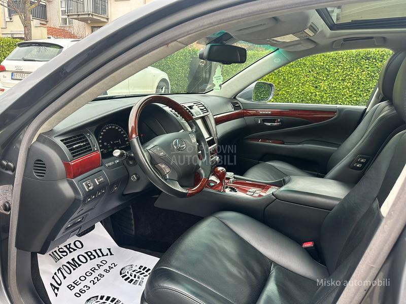 Lexus LS 600h L Kamera Led Aut 4x4