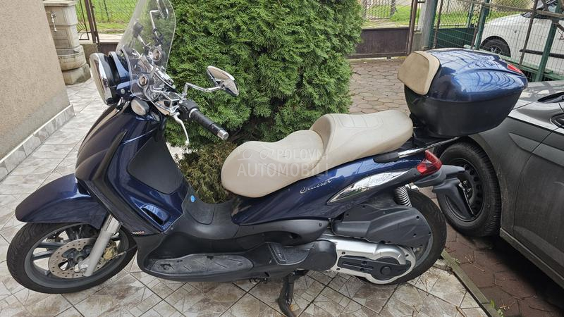 Piaggio Beverly 500 Cruiser