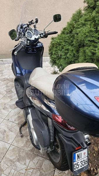 Piaggio Beverly 500 Cruiser
