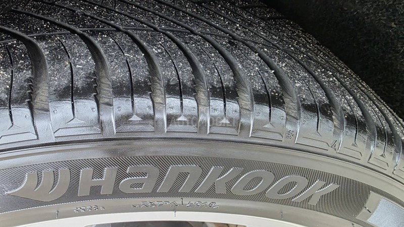 Mercedes Benz E 220 Avangarde, Xen,Šiber