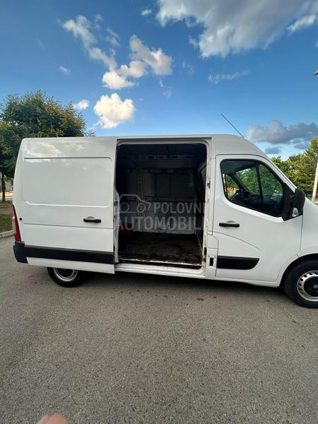 Opel Movano 2.3