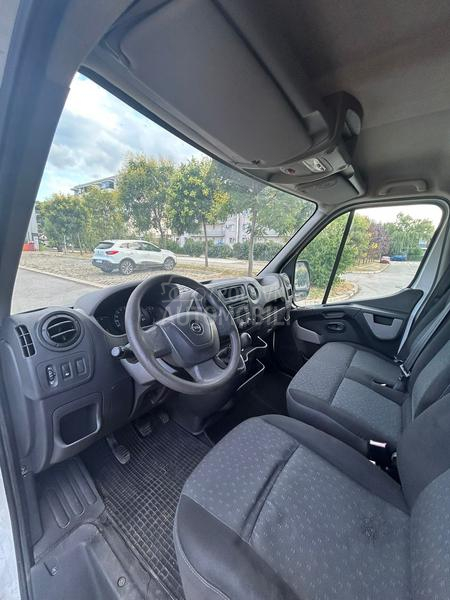 Opel Movano 2.3