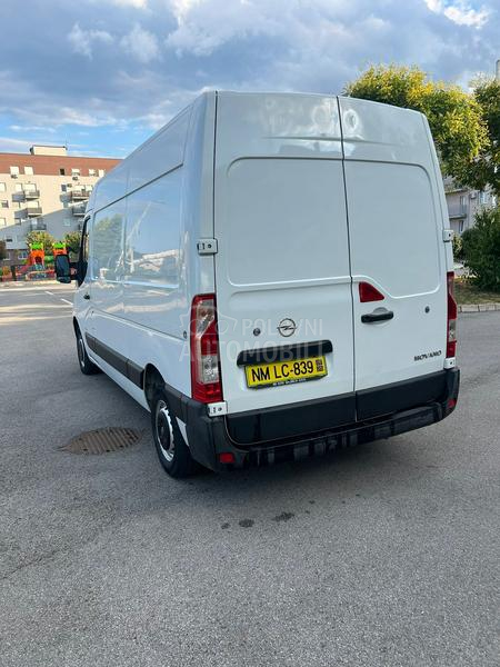 Opel Movano 2.3