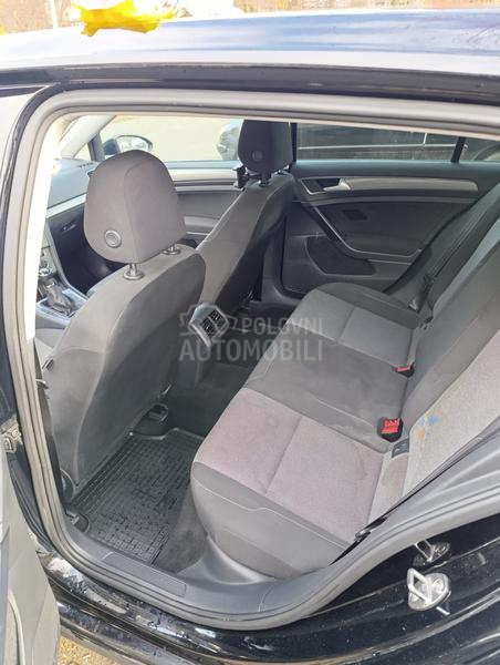 Volkswagen Golf 7 1.2 TSI