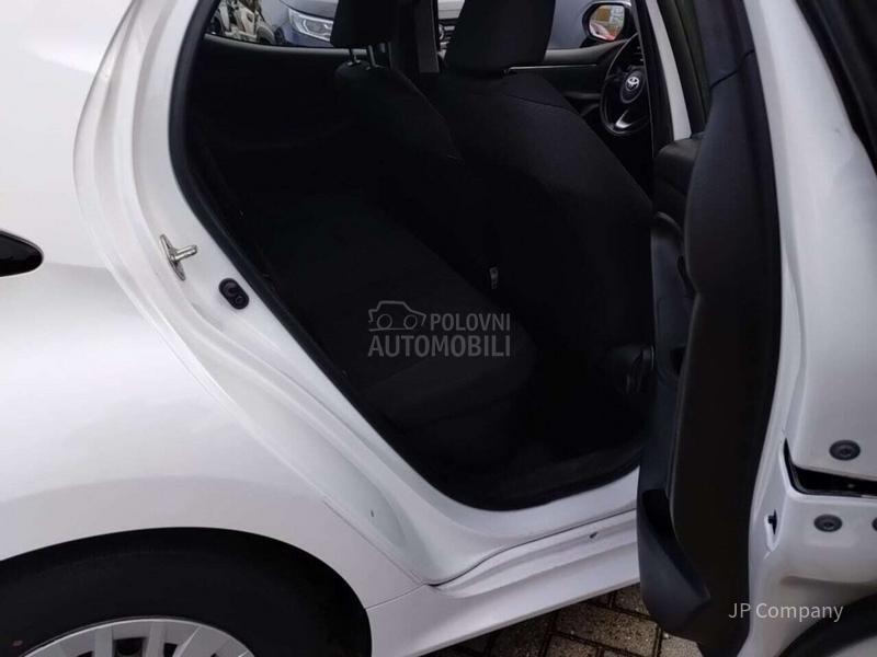 Toyota Yaris 1.5 ACTIVE AUT HYB
