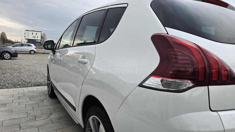 Peugeot 3008 ALLURE