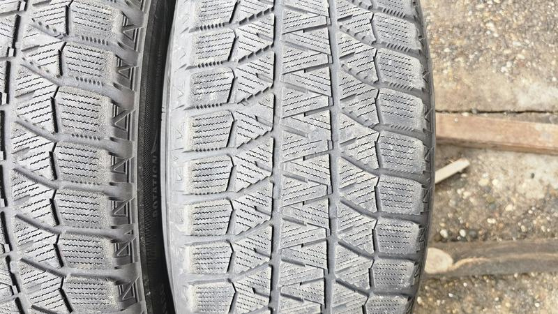 Bridgestone 225/50 R17 Zimska