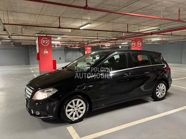 Mercedes Benz B 180 