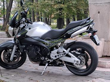 Suzuki Gsr 600