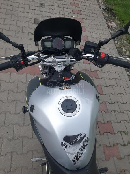 Suzuki Gsr 600