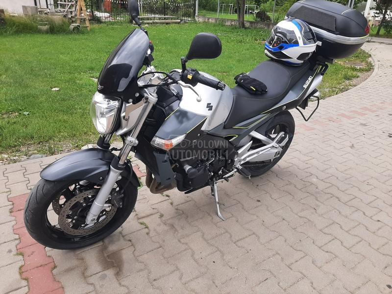 Suzuki Gsr 600