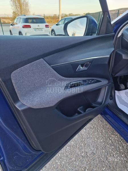 Peugeot 3008 1.5 BLUEHDI