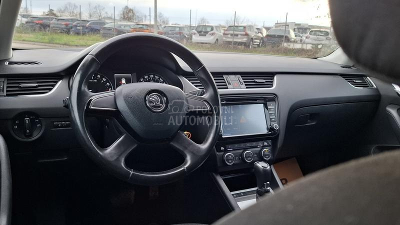 Škoda Octavia D S G LIMITED