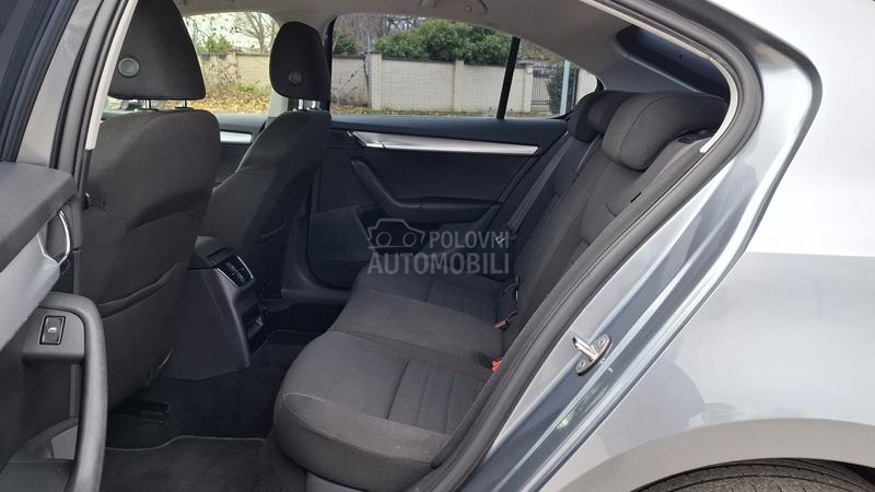 Škoda Octavia D S G LIMITED