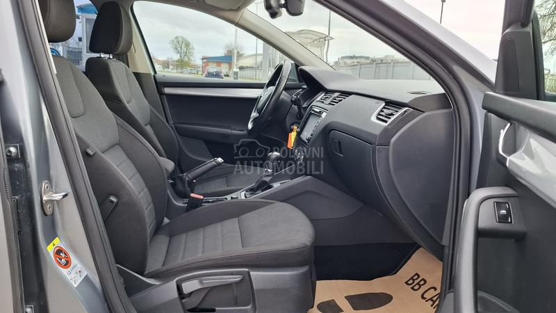 Škoda Octavia D S G LIMITED