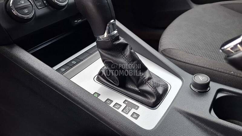 Škoda Octavia D S G LIMITED