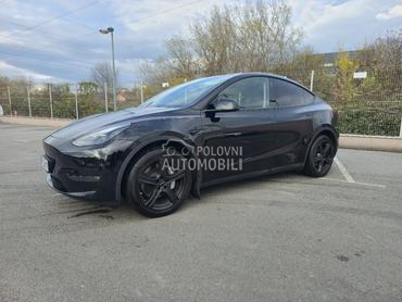 Tesla Model Y AWD Long Range