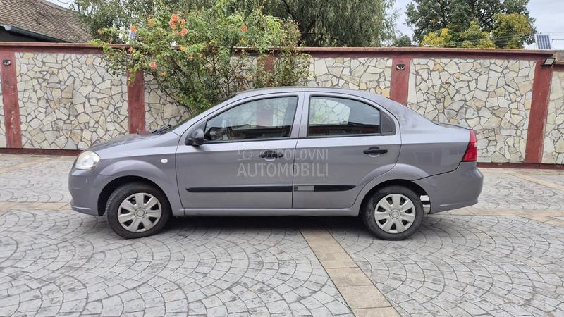 Chevrolet Aveo 