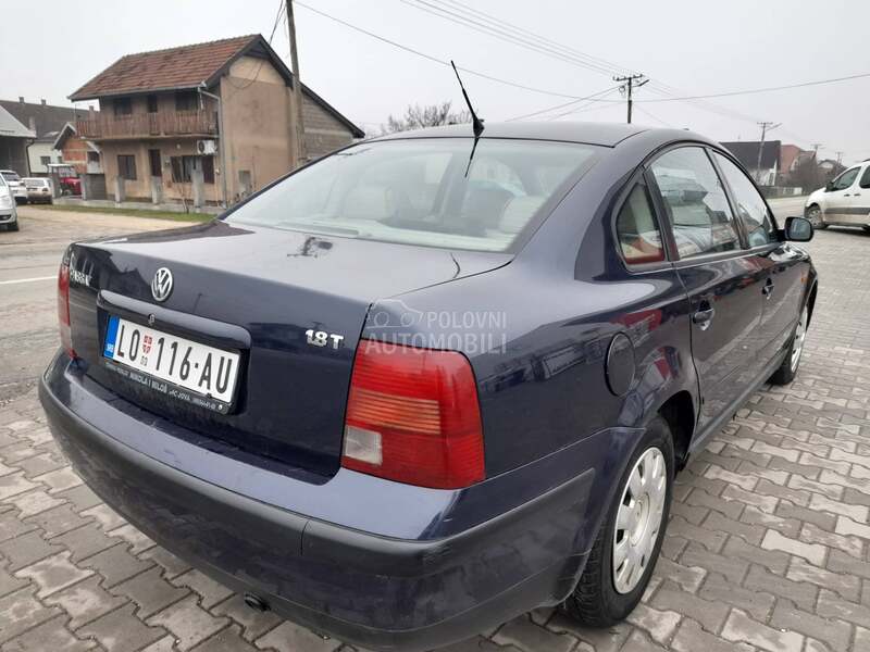 Volkswagen Passat B3 1.8 T