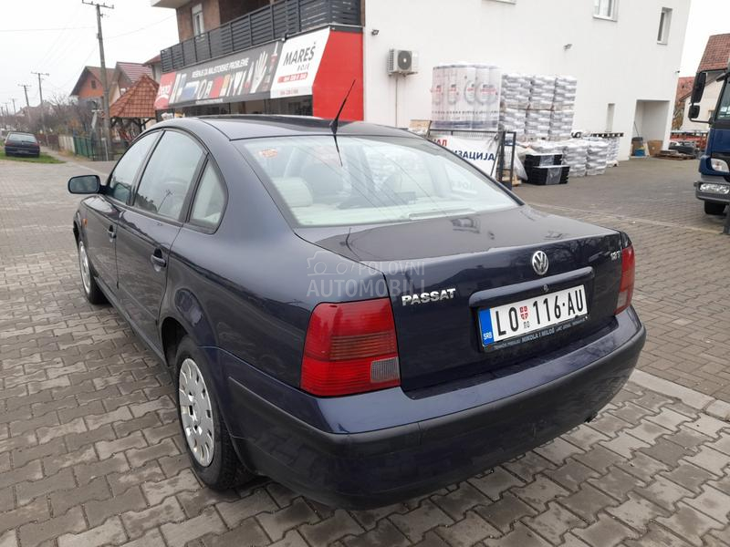 Volkswagen Passat B3 1.8 T