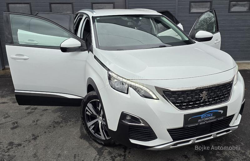 Peugeot 3008 1.5HDI ALLURE