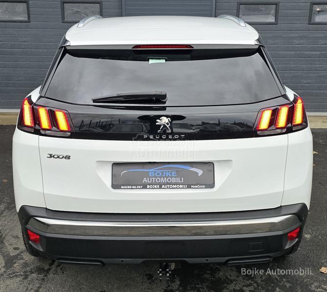 Peugeot 3008 1.5HDI ALLURE