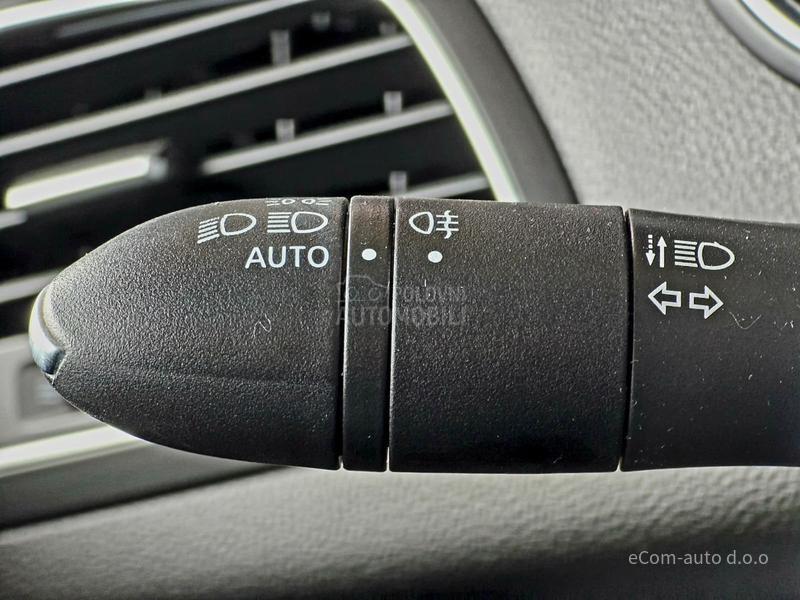 Renault Megane 1.3 TCE LIMITED