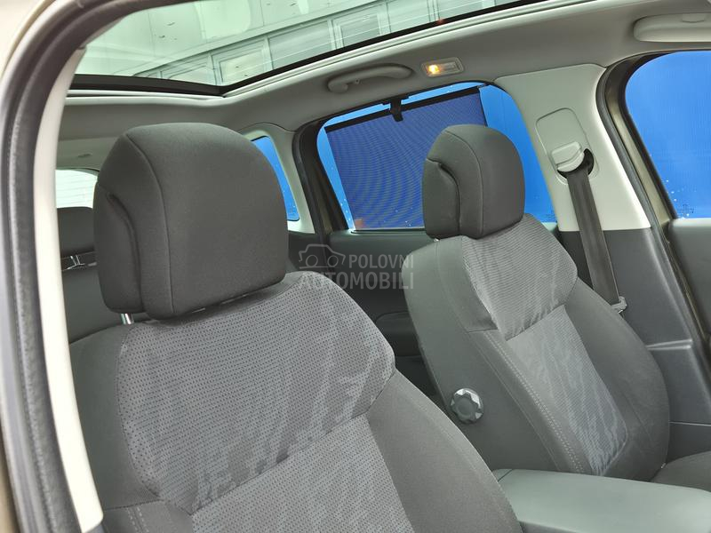 Peugeot 3008 1.6 hdi ALL..URE