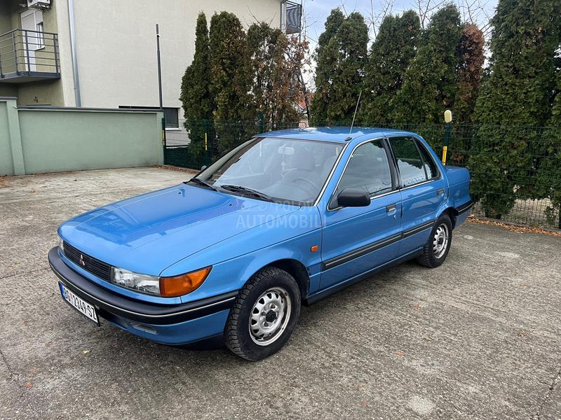 Mitsubishi Lancer 