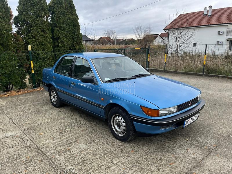 Mitsubishi Lancer 