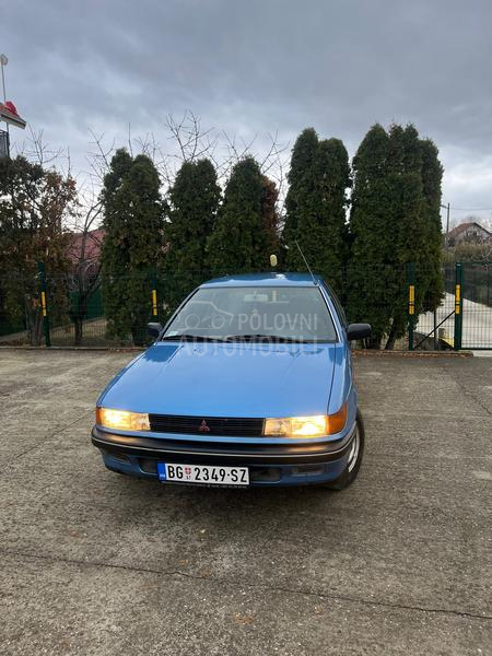 Mitsubishi Lancer 