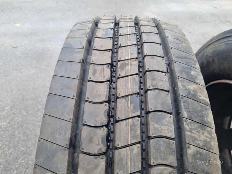Falken 285/70 R19.5 Zimska
