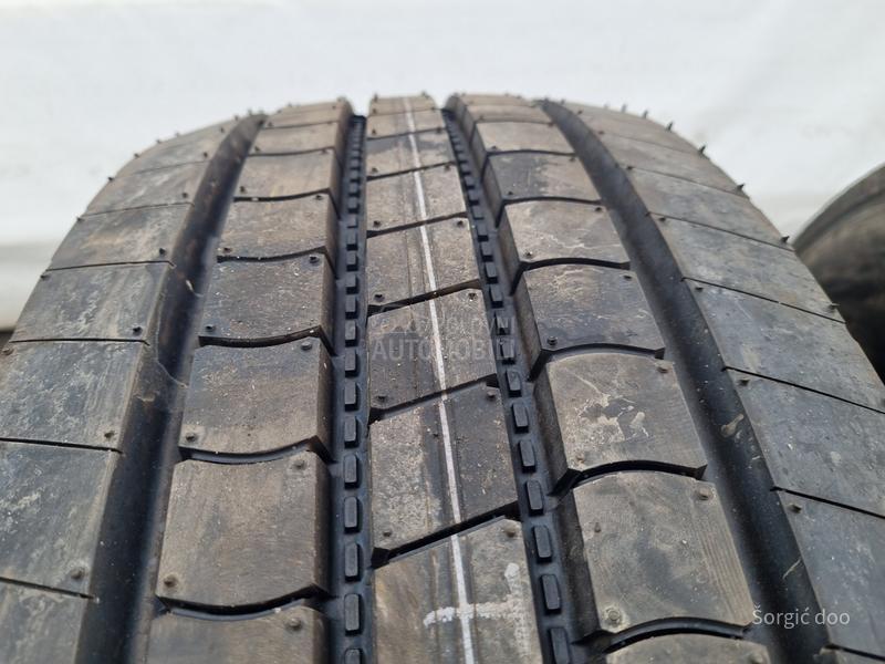 Falken 285/70 R19.5 Zimska