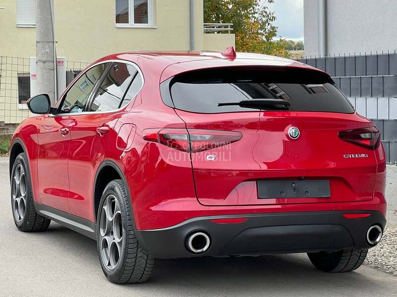 Alfa Romeo Stelvio Q4 Veloce CH