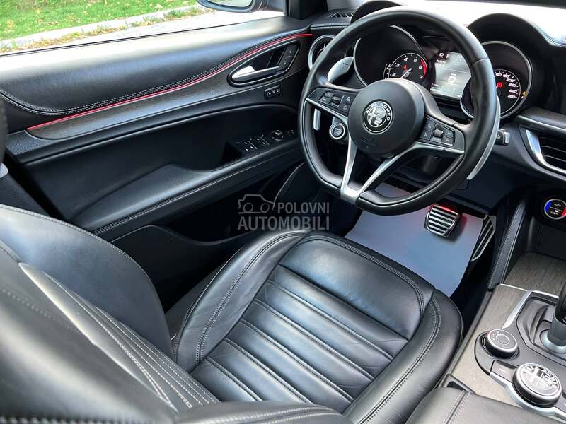 Alfa Romeo Stelvio Q4 Veloce CH