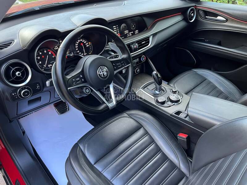 Alfa Romeo Stelvio Q4 Veloce CH
