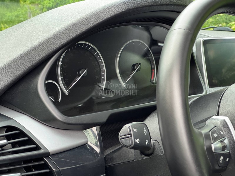 BMW X5 2.0 XDrive Pano.