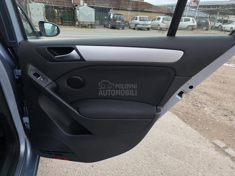 Volkswagen Golf 6 2.0 TDI DSG HIGHLINE