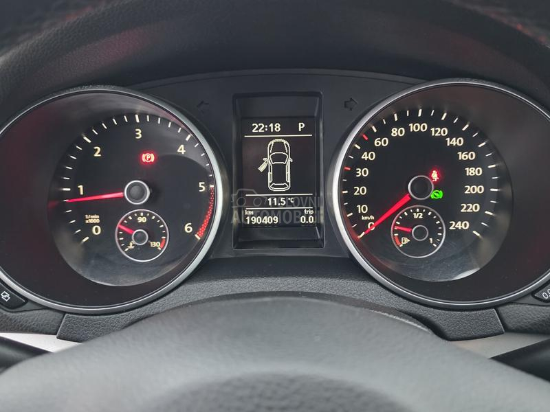 Volkswagen Golf 6 2.0 TDI DSG HIGHLINE