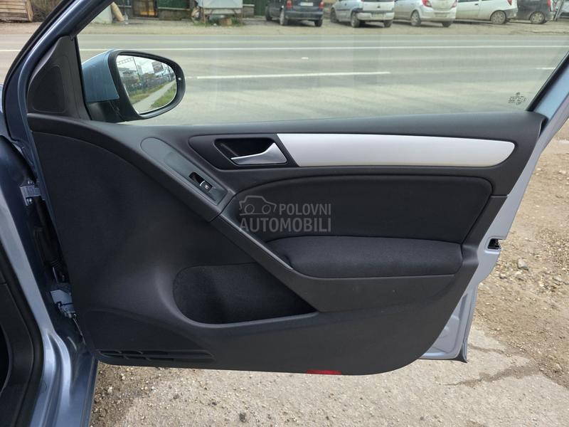 Volkswagen Golf 6 2.0 TDI DSG HIGHLINE