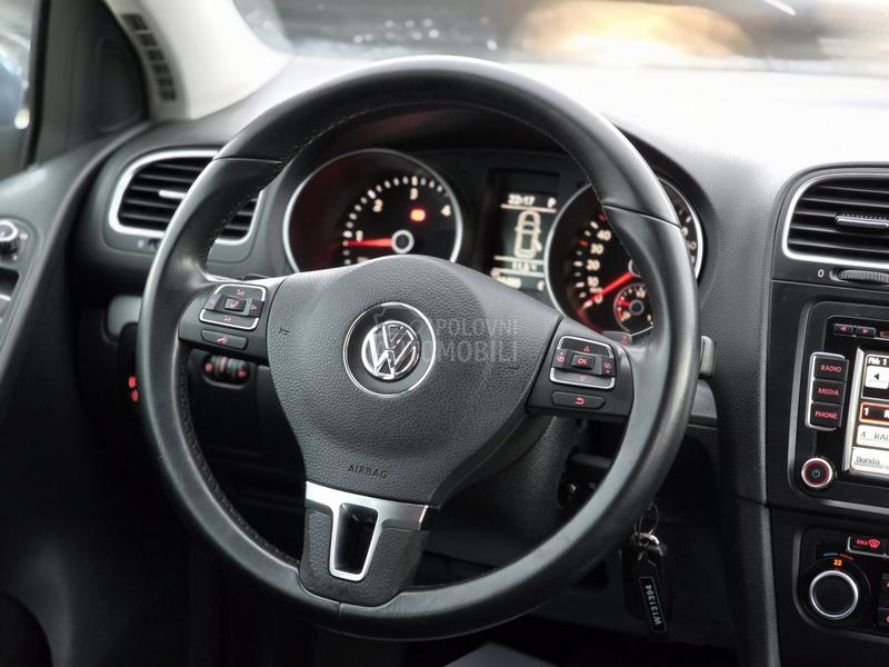 Volkswagen Golf 6 2.0 TDI DSG HIGHLINE