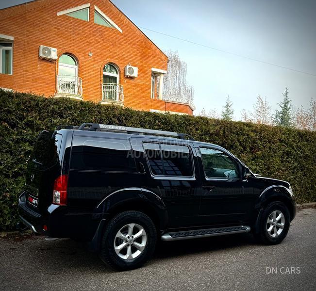 Nissan Pathfinder NOVO CH