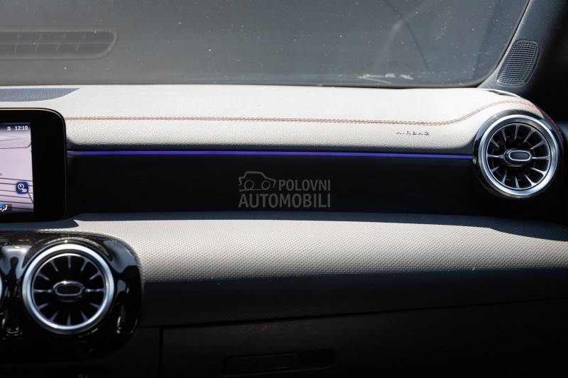 Mercedes Benz CLA 180 Shooting Brake 