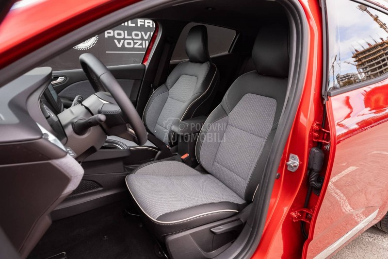 Renault Clio 1.0 Techno TCe90 CVT